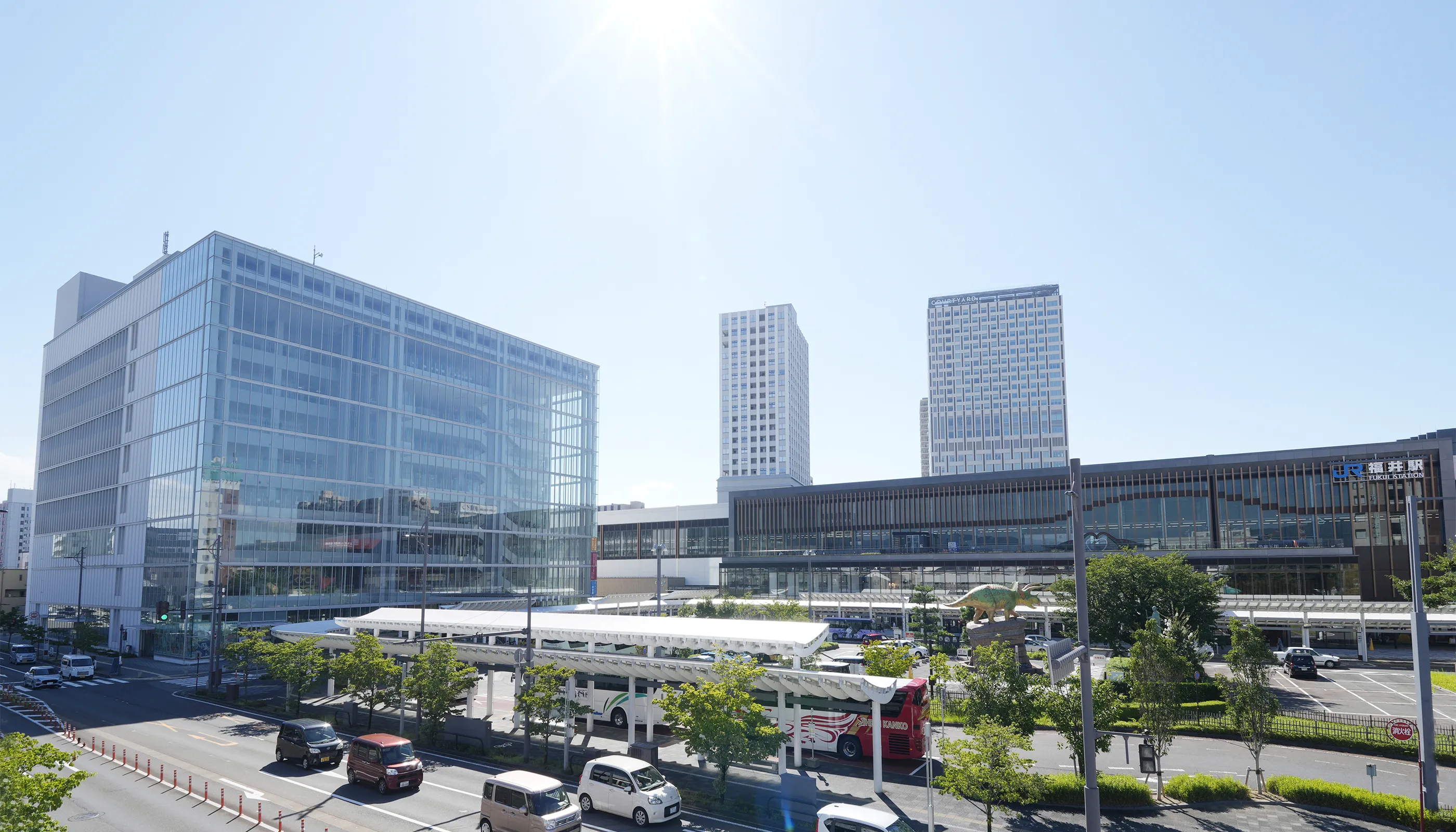 JR福井駅東口（新幹線側）隣